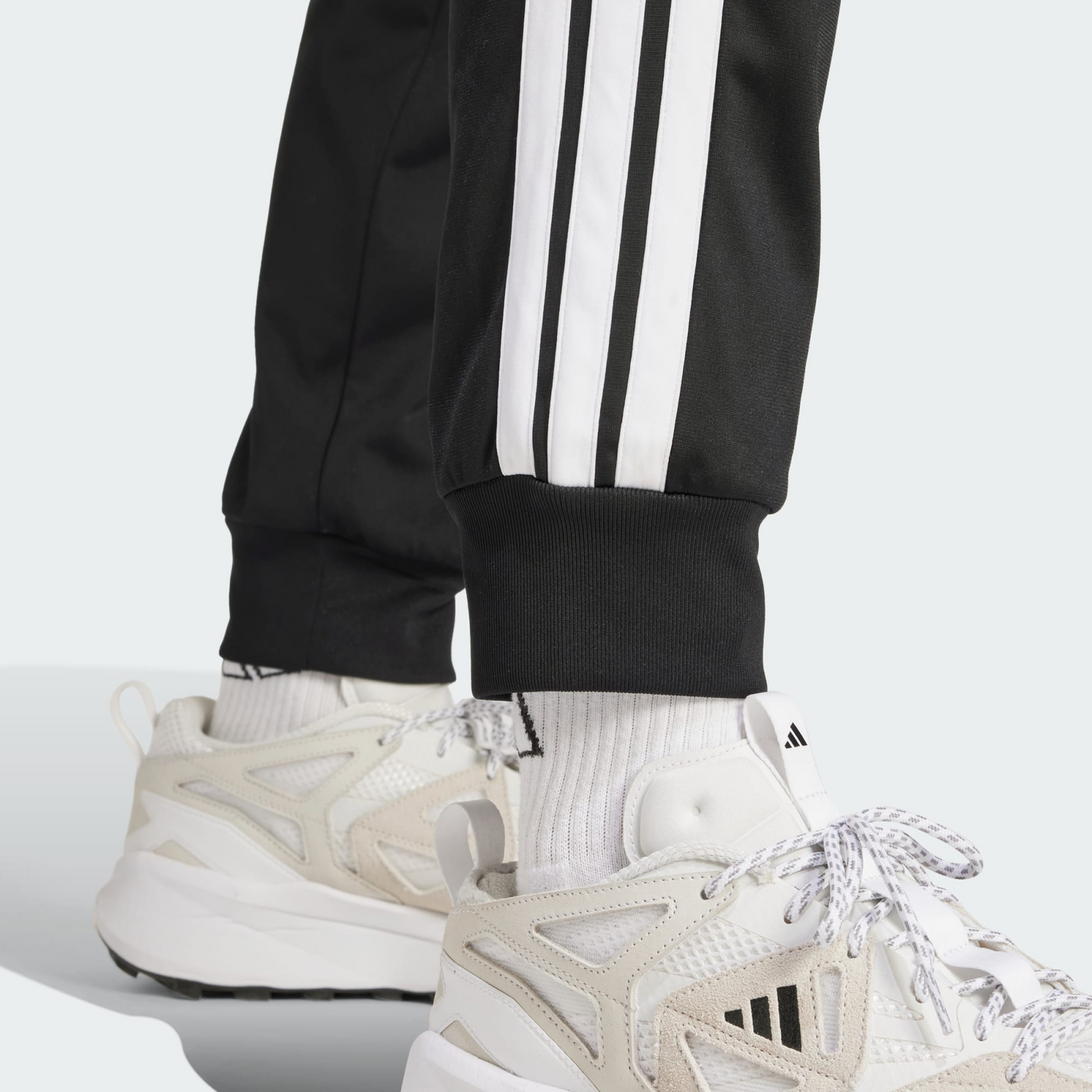 3-Stripes Tricot Regular Tapered Track Pants | Adidas | Men | Trozer |