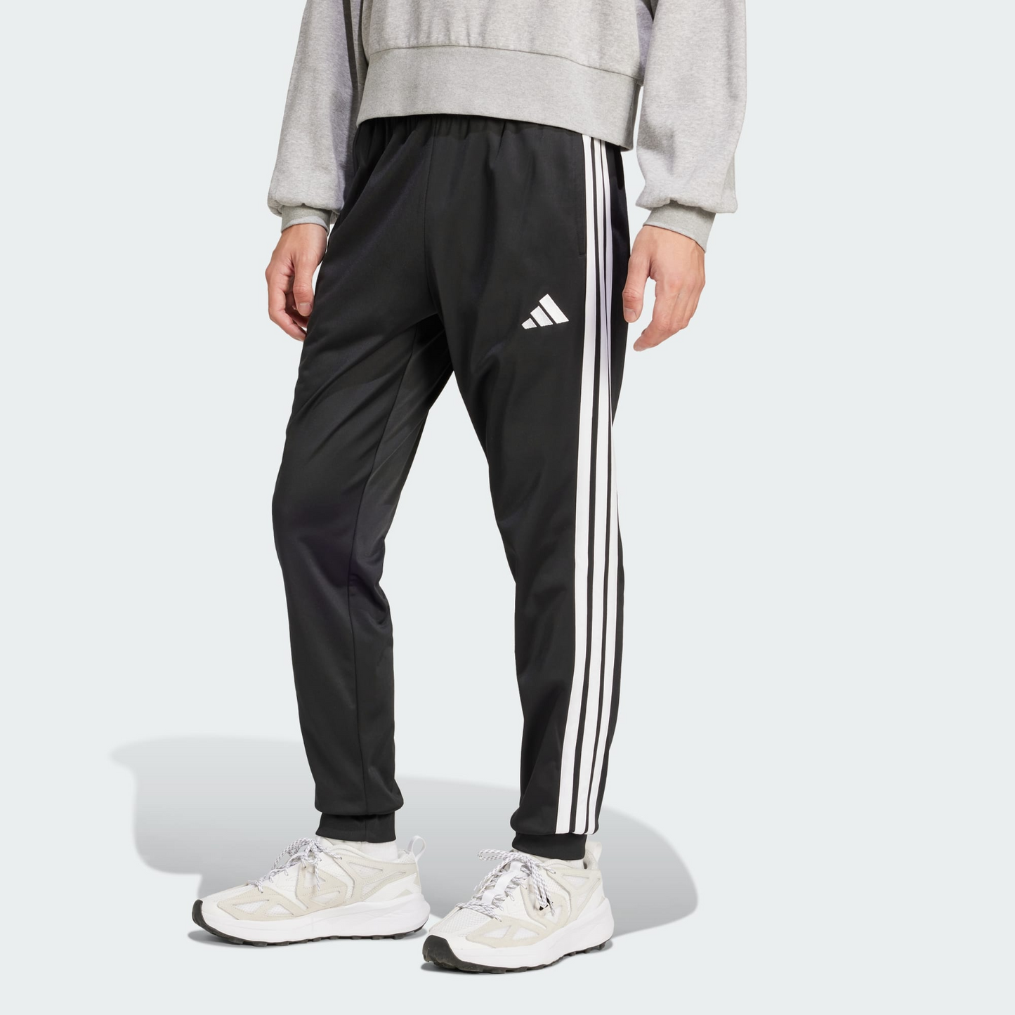 3-Stripes Tricot Regular Tapered Track Pants | Adidas | Men | Trozer |
