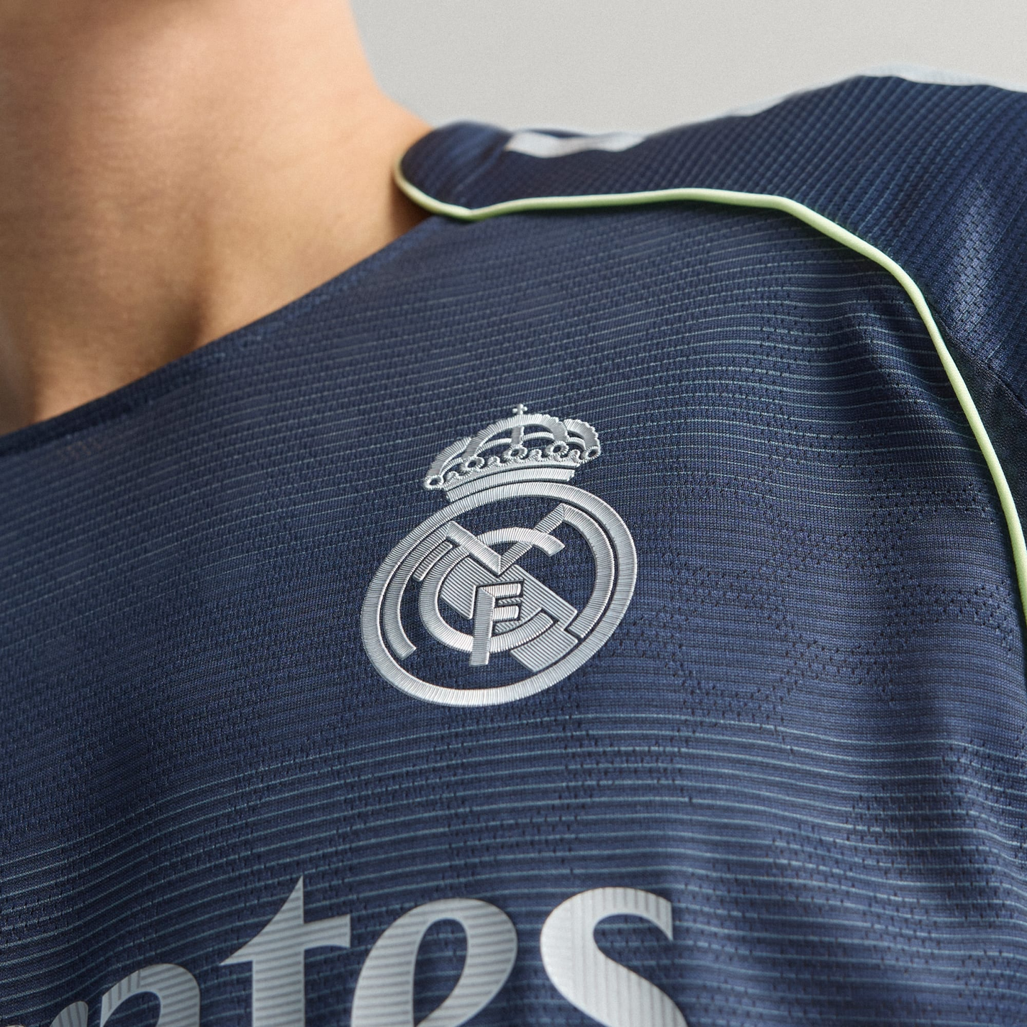 Real Madrid 25/26 Away Authentic Jersey | wellstow | Adidas |