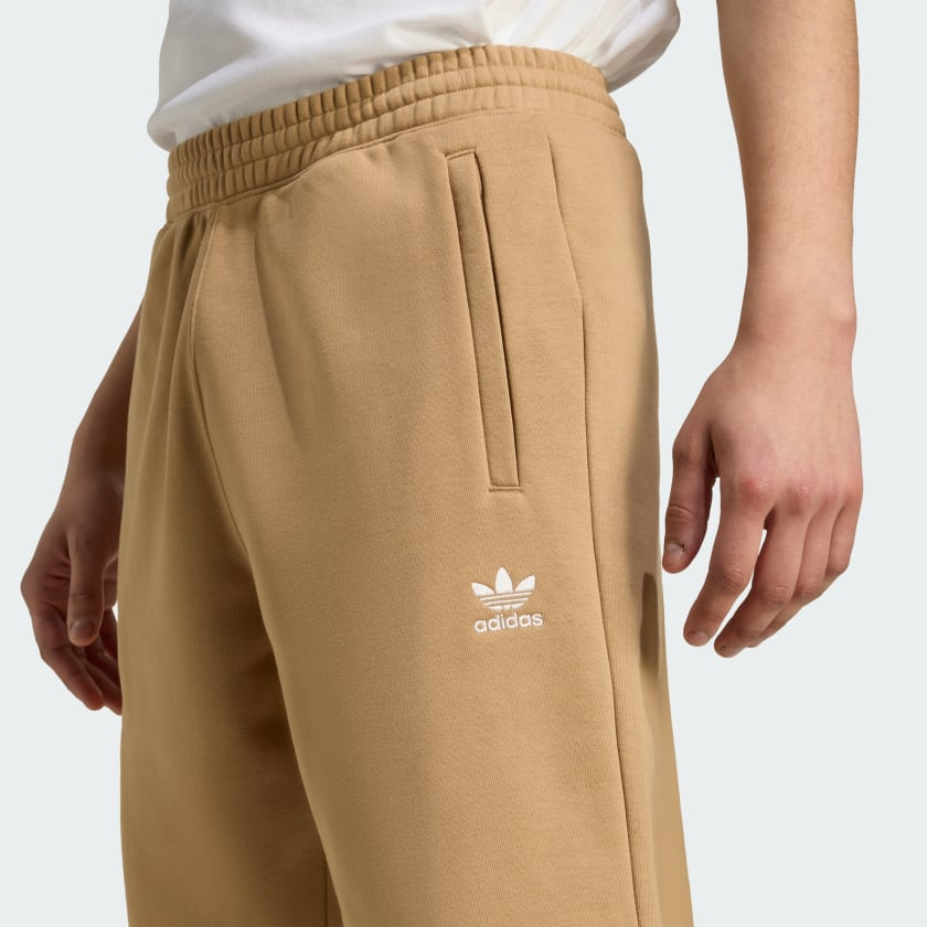 Trefoil Essentials Shorts | wellstow | adidas | Men | Shorts |