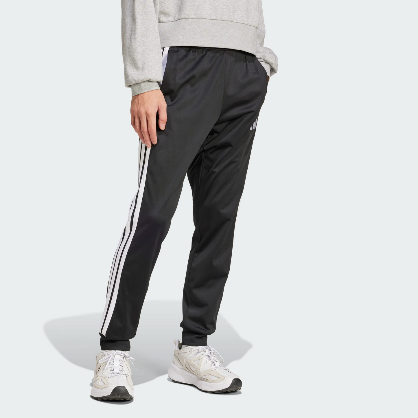 3-Stripes Tricot Regular Tapered Track Pants | Adidas | Men | Trozer |