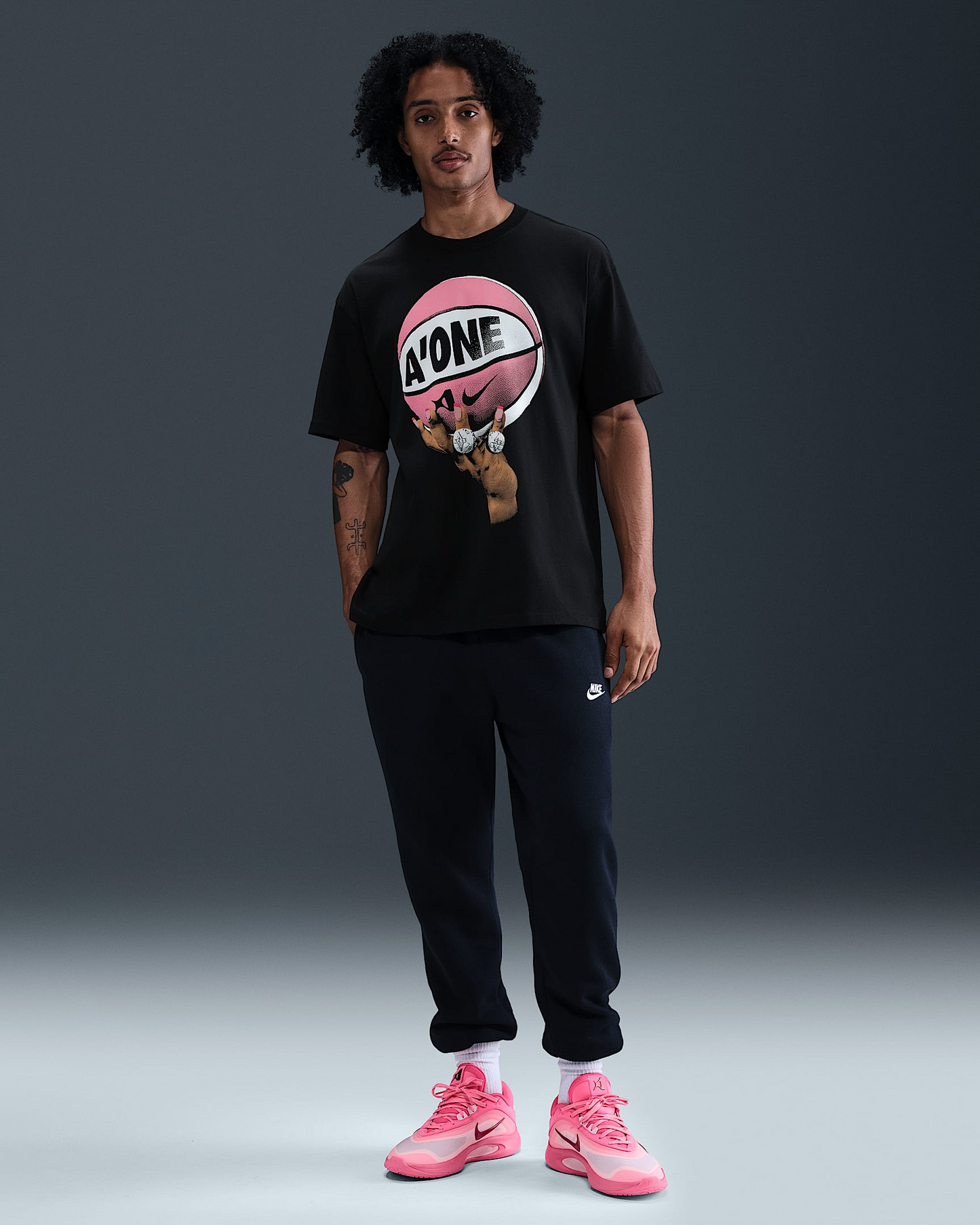 Nike T-Shirt Men's & Women's / Black / Adults / WellStow/