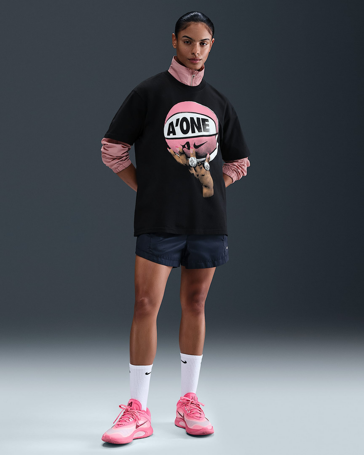 Nike T-Shirt Men's & Women's / Black / Adults / WellStow/